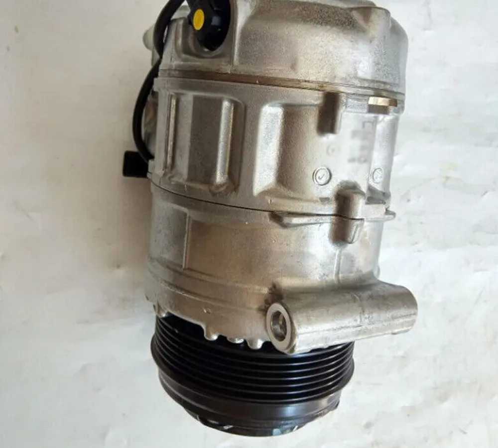 Brand New Car air Conditioning Compressor 0008300901 A0022303111 for Mercedes Benz W204 S204 W212 S212 X204
