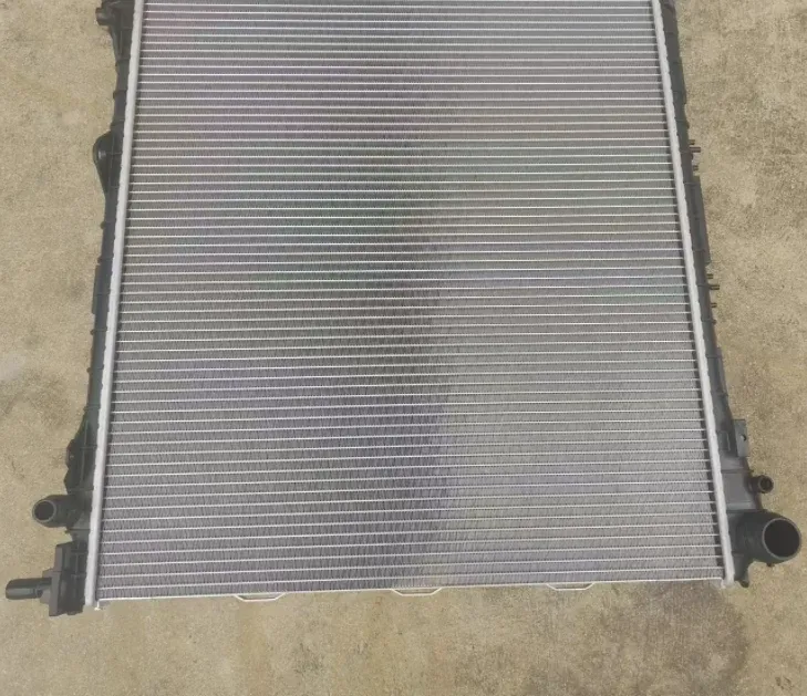 PRODUCT 4 LR034553 LR162110 Auto Parts Engine Coolant Radiator for Land Rover Range Rover 2013-2016 Engine Radiator Aluminum