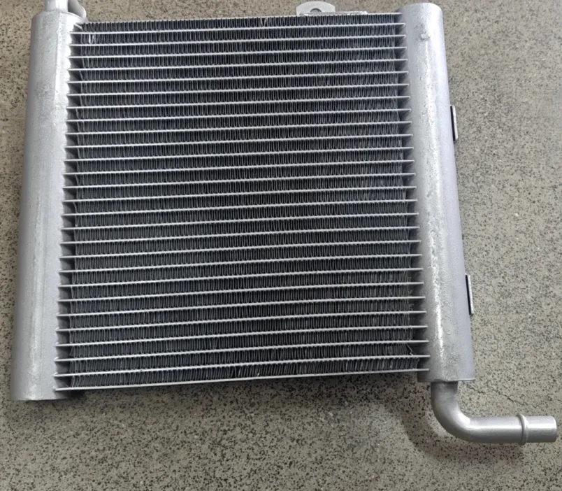 Radiator for Land Rover Range Rover Velar 2017 JAGUAR F-TYPE Auxiliary Radiator LR140296