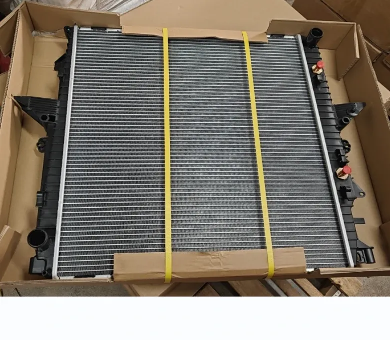 Factory LR021777 Aluminum Car Radiator for Land Rover Discovery 3 L319 Range Rover Sport L320